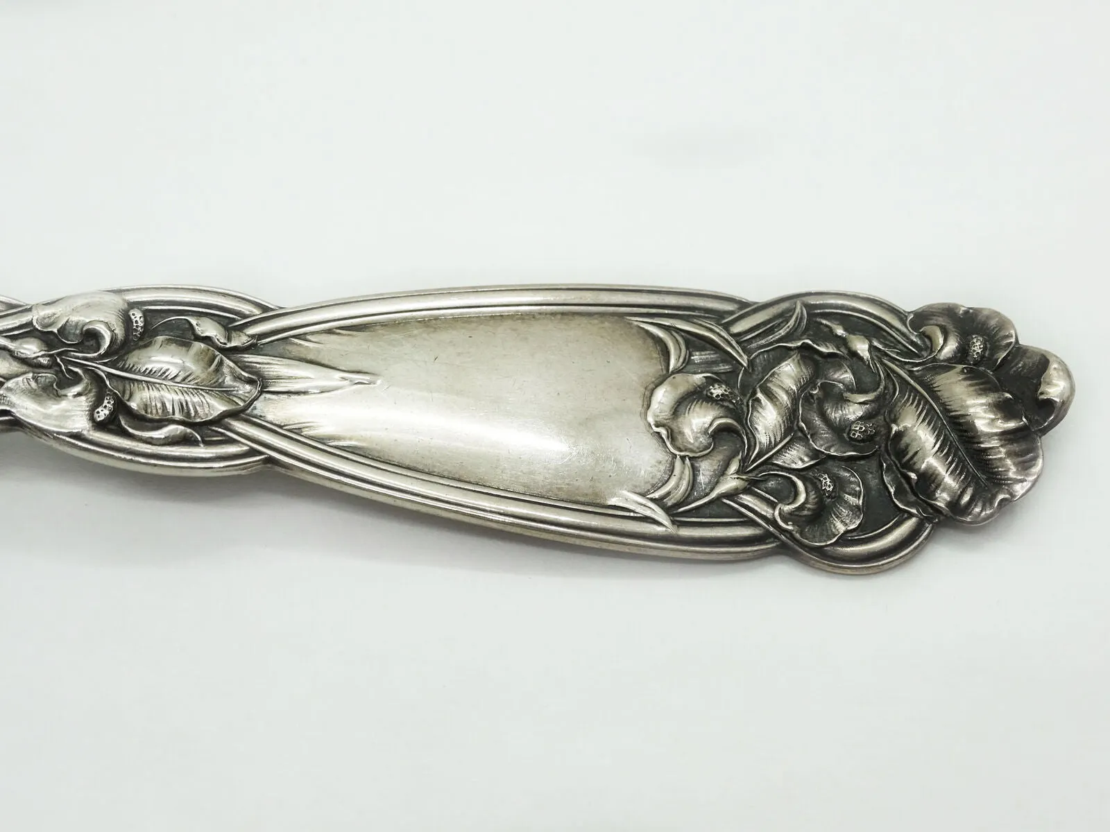 Alvin Fleur De Lis Pattern Sterling Silver Pierced Pea Serving Spoon 8.5"