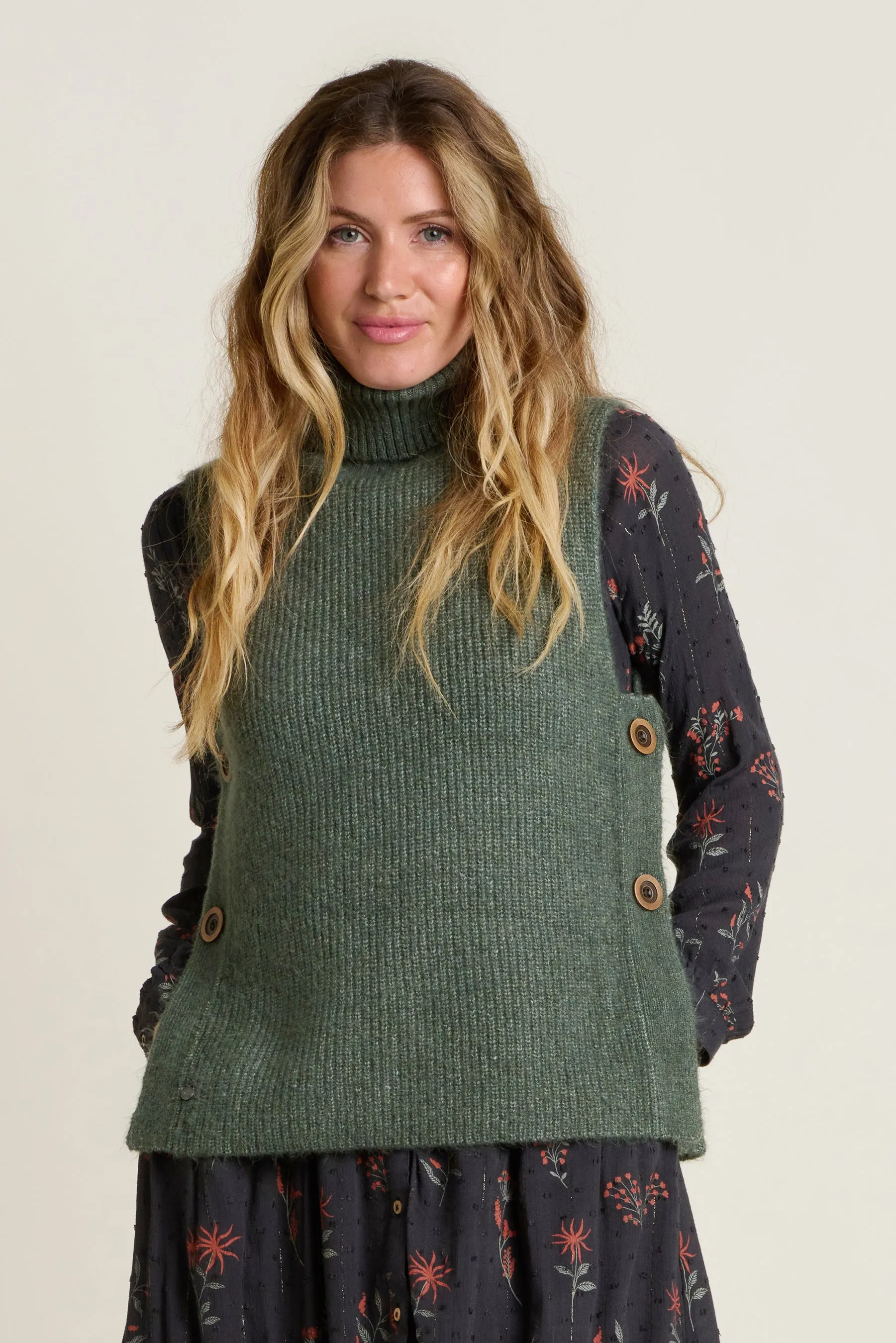 Brakeburn - Button Side Knitted Vest