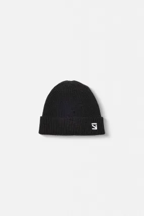 CORE. Knit Beanie "Black"
