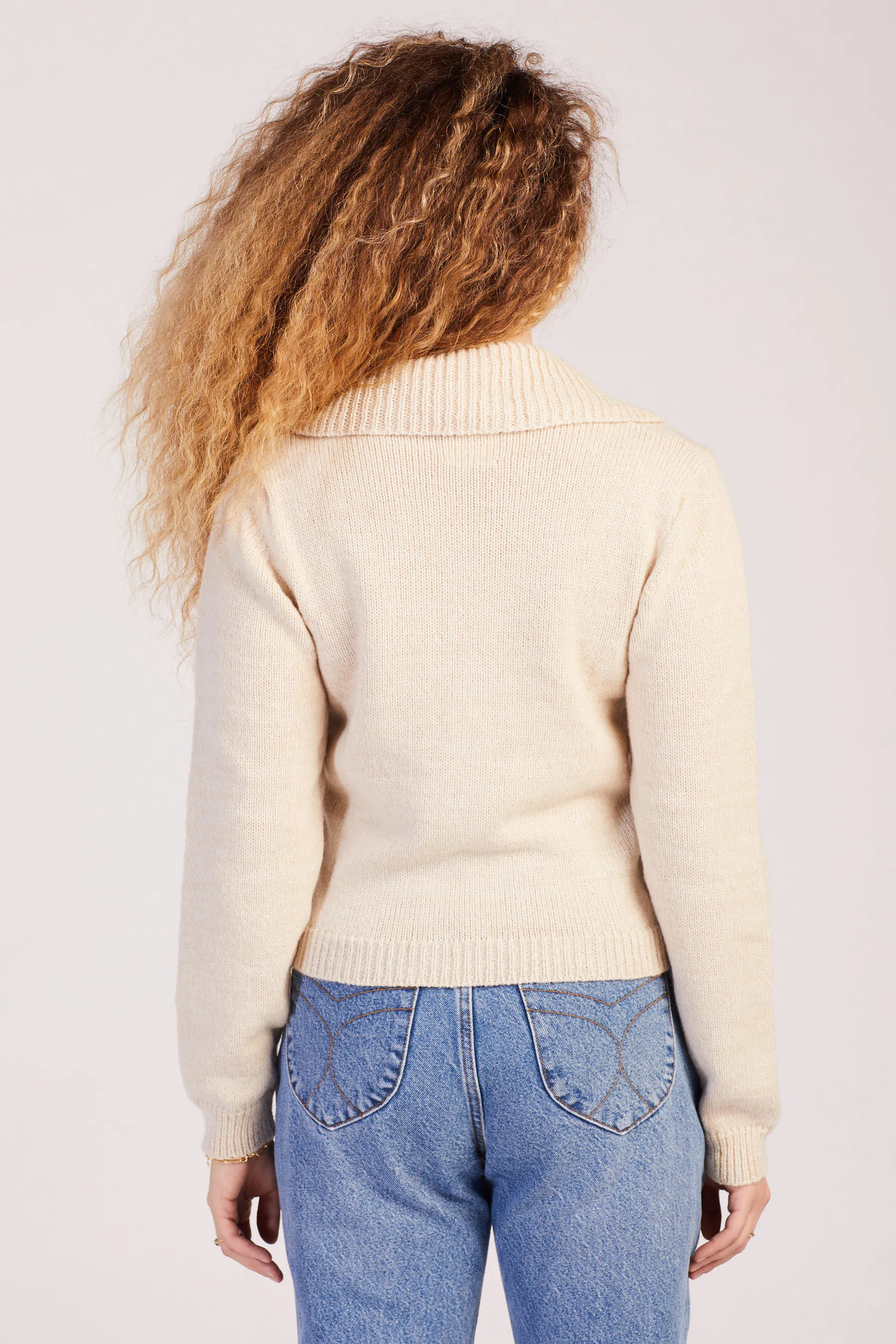 Cream Cisne Cardigan