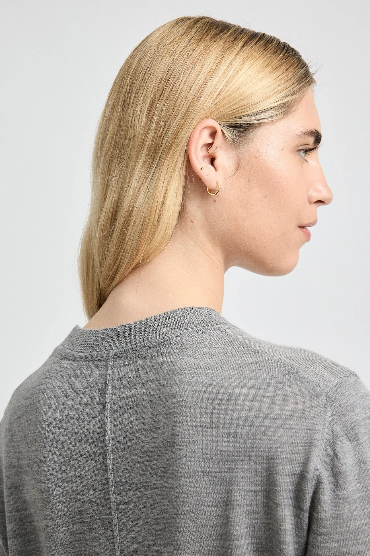 FINE SHORT SLEEVE TOP