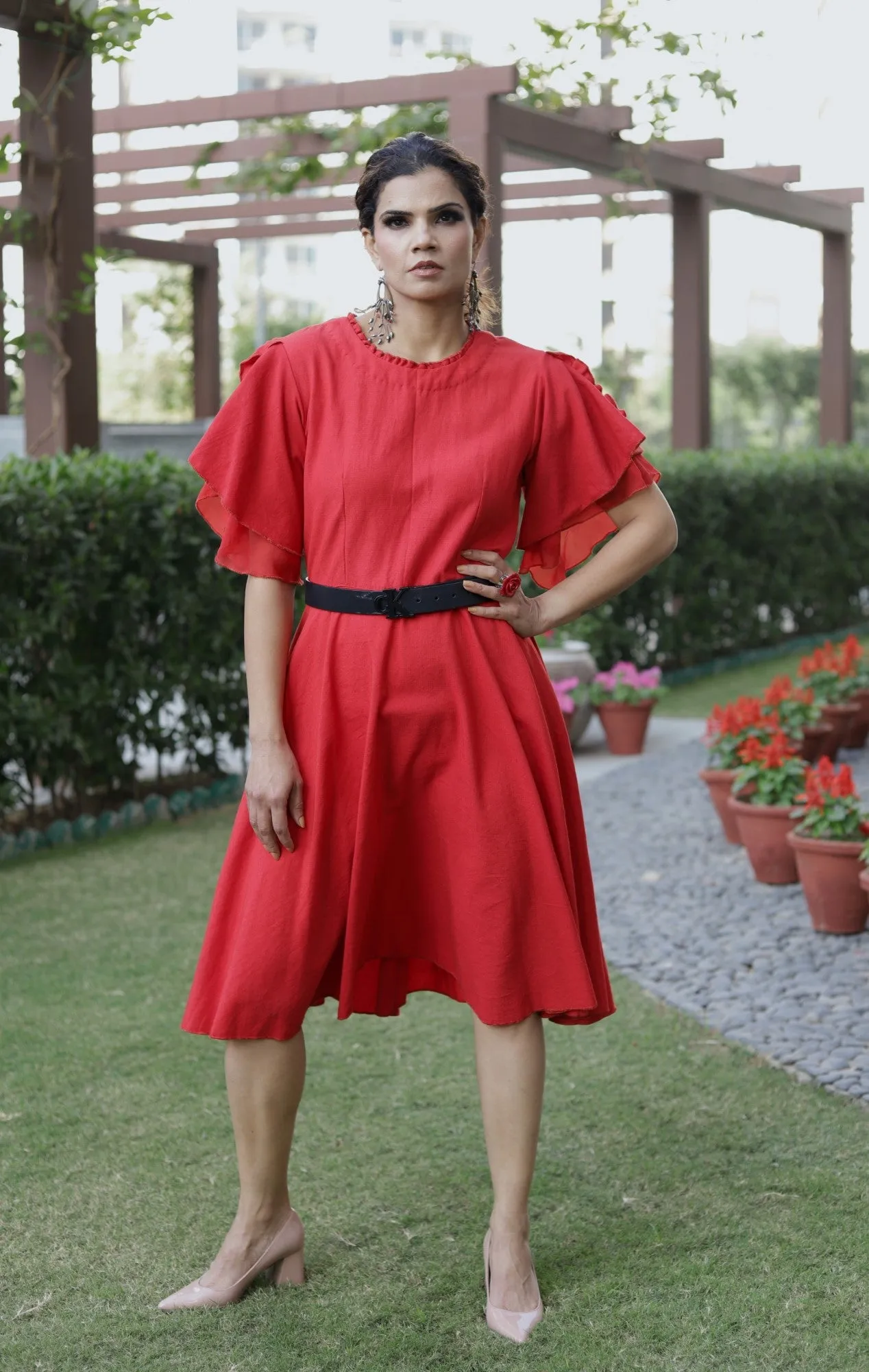 Flared dress in cotton linen