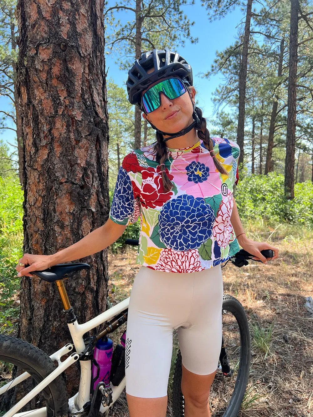 Hydrangea Women's Crop Top