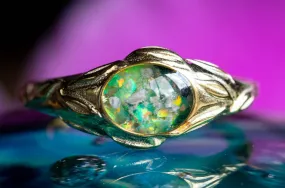 Leaf Cremation Ring with Cremation Ashes