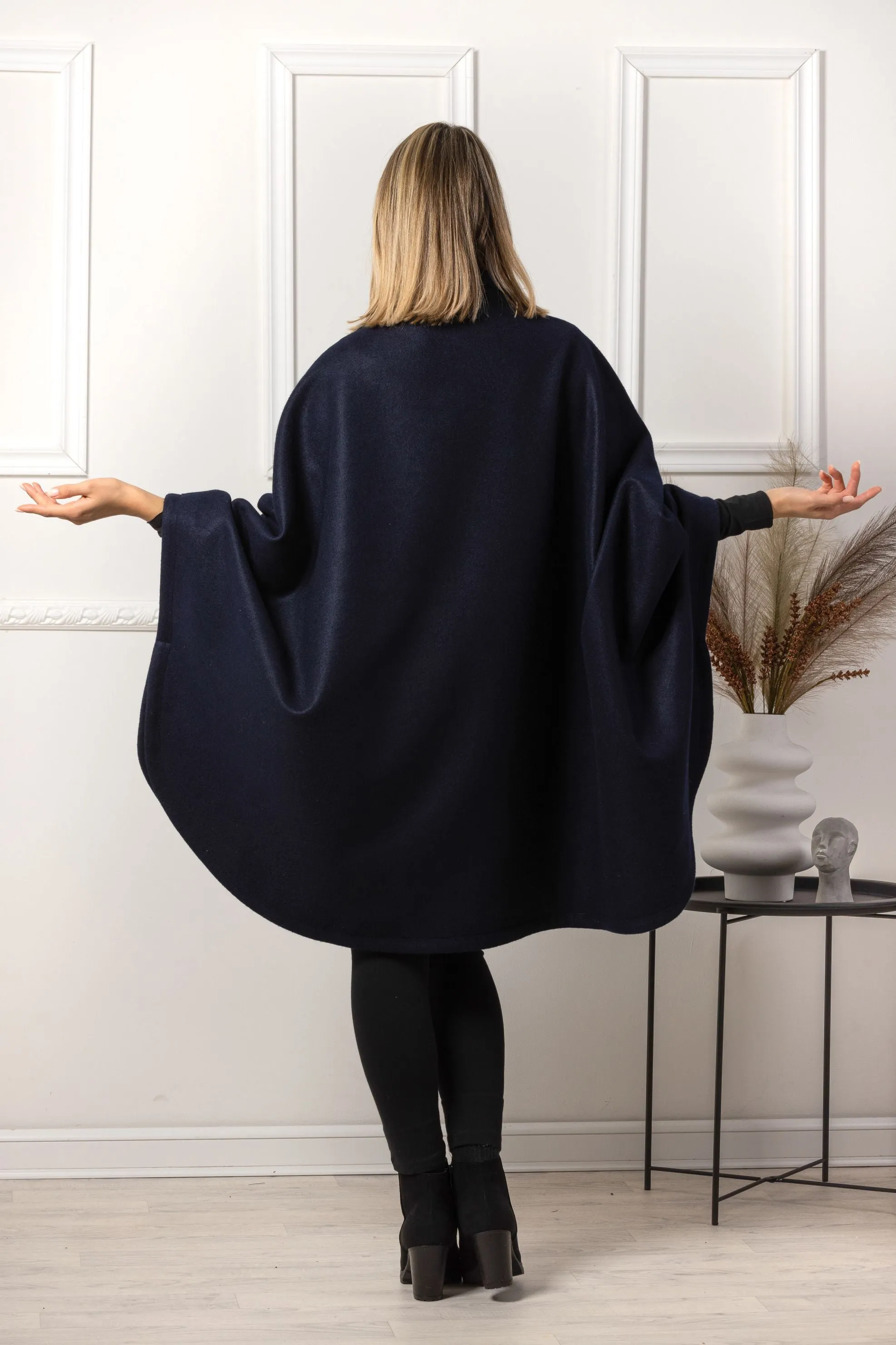 Off white Loose Cape Coat