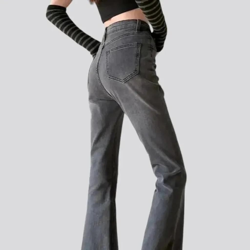 Raw-hem vintage jeans for ladies