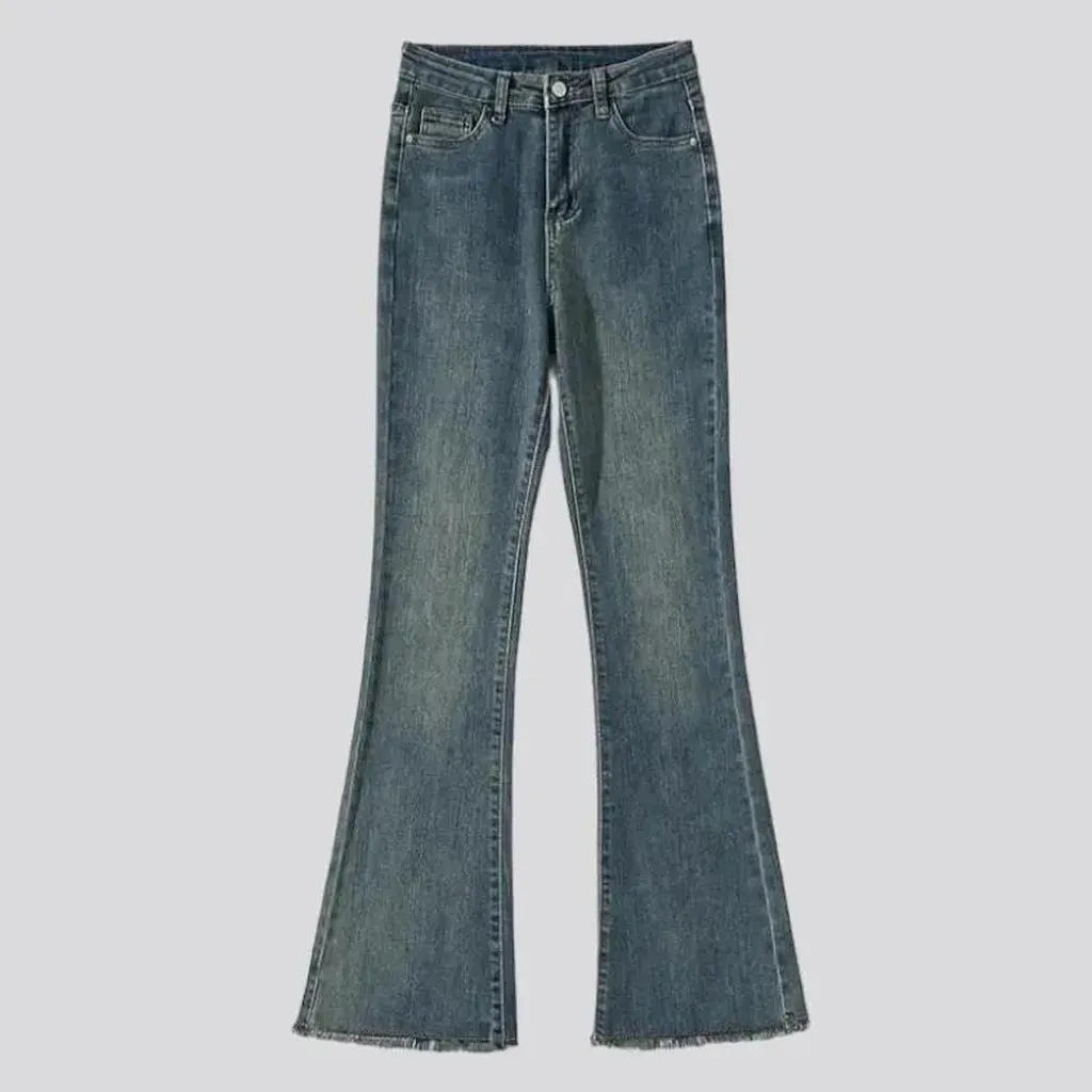 Raw-hem vintage jeans for ladies