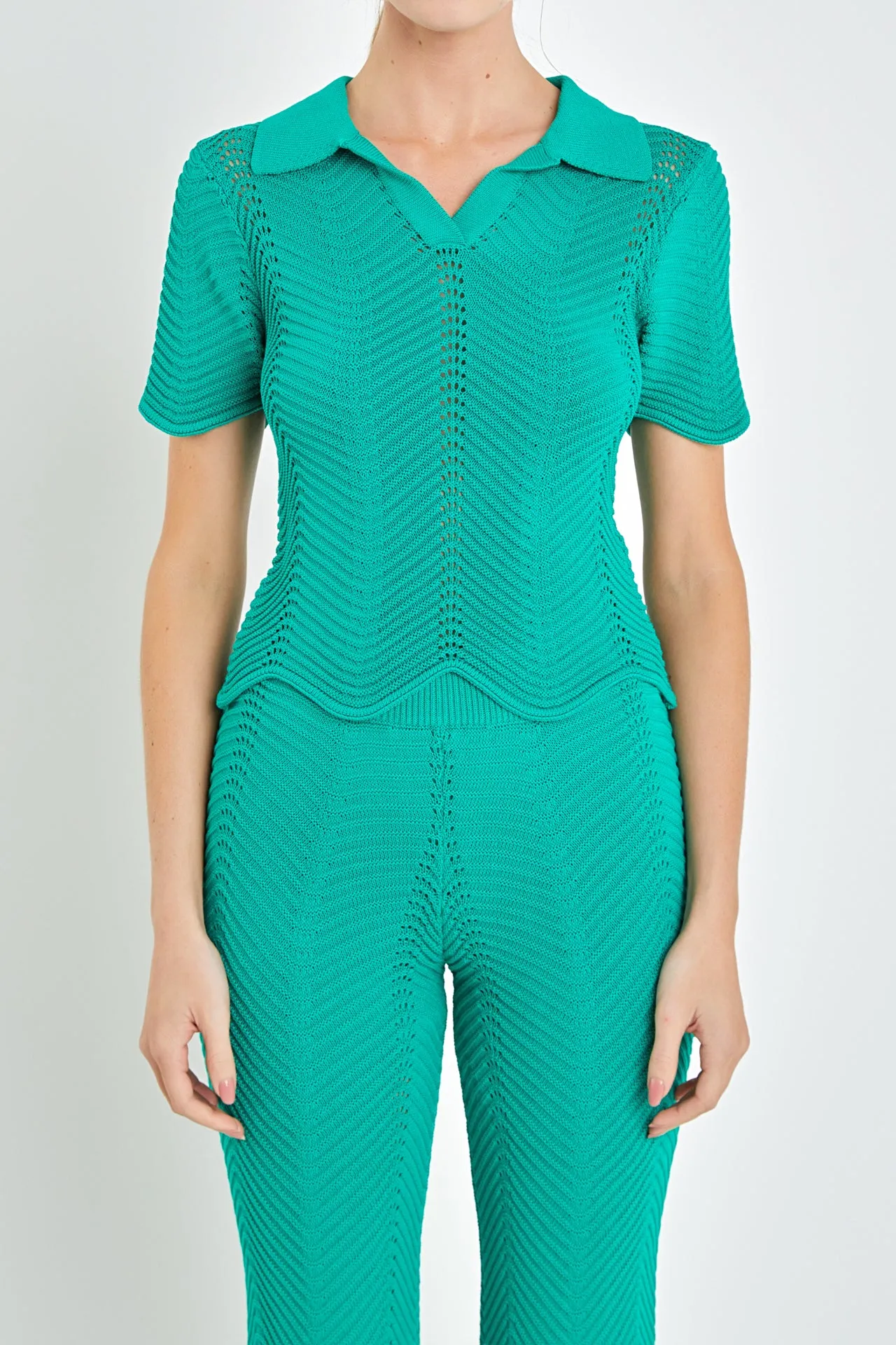 Scallop Detail Crochet Knit Top