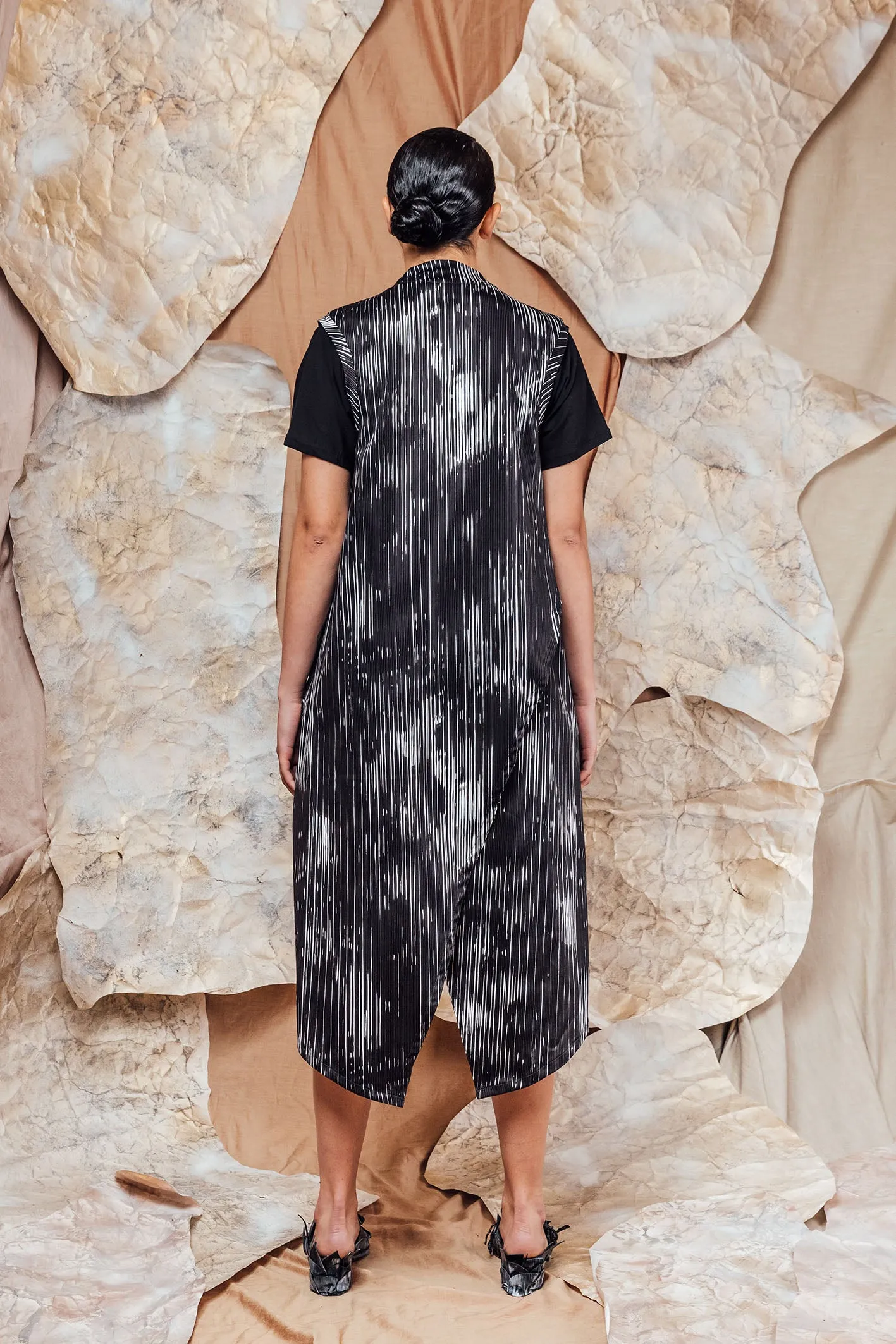 SL23 ISSA DRAPE VEST - ART STRIPE