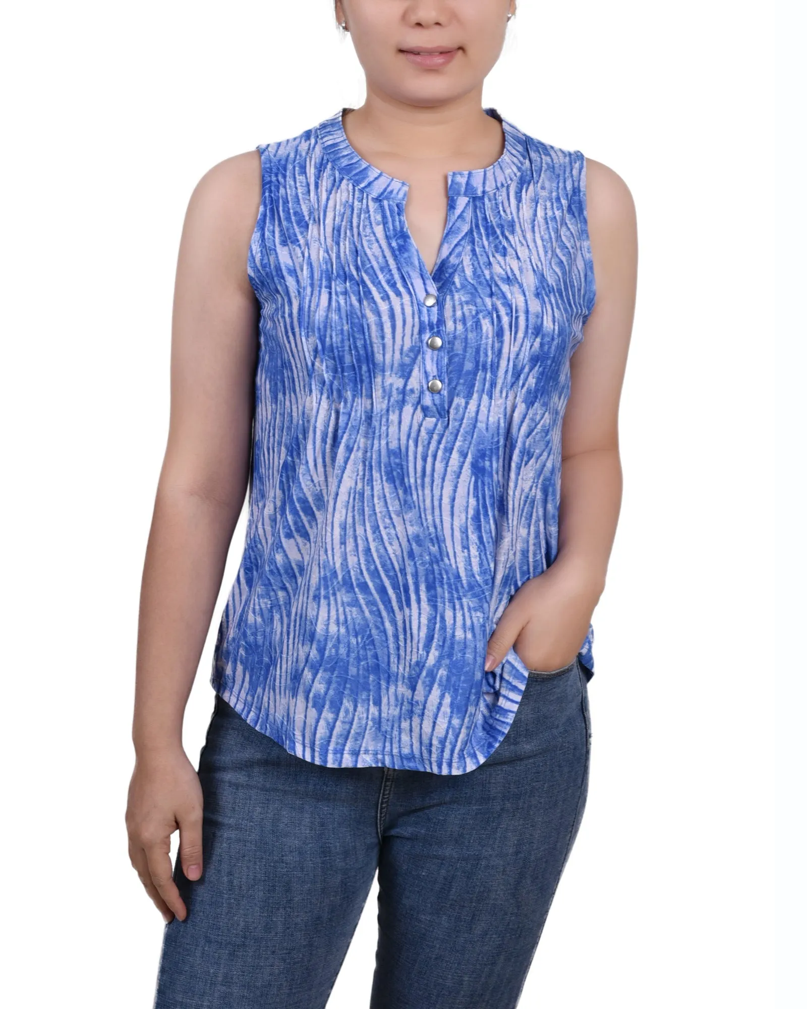 Sleeveless Jacquard Y Neck Top
