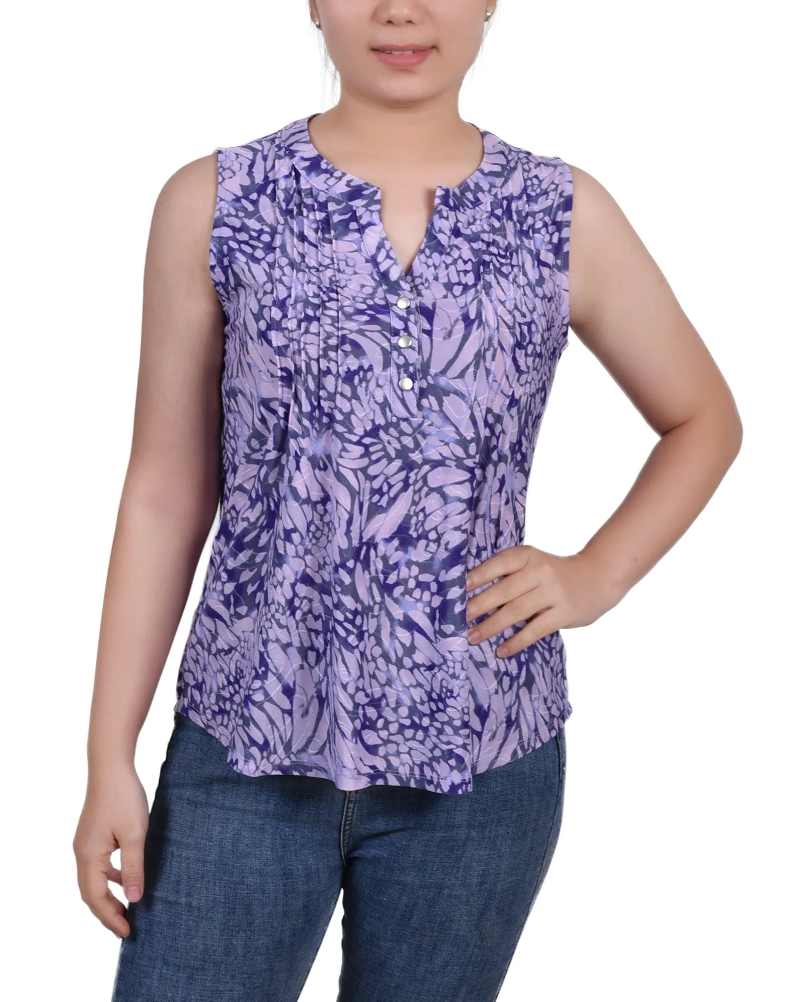 Sleeveless Jacquard Y Neck Top